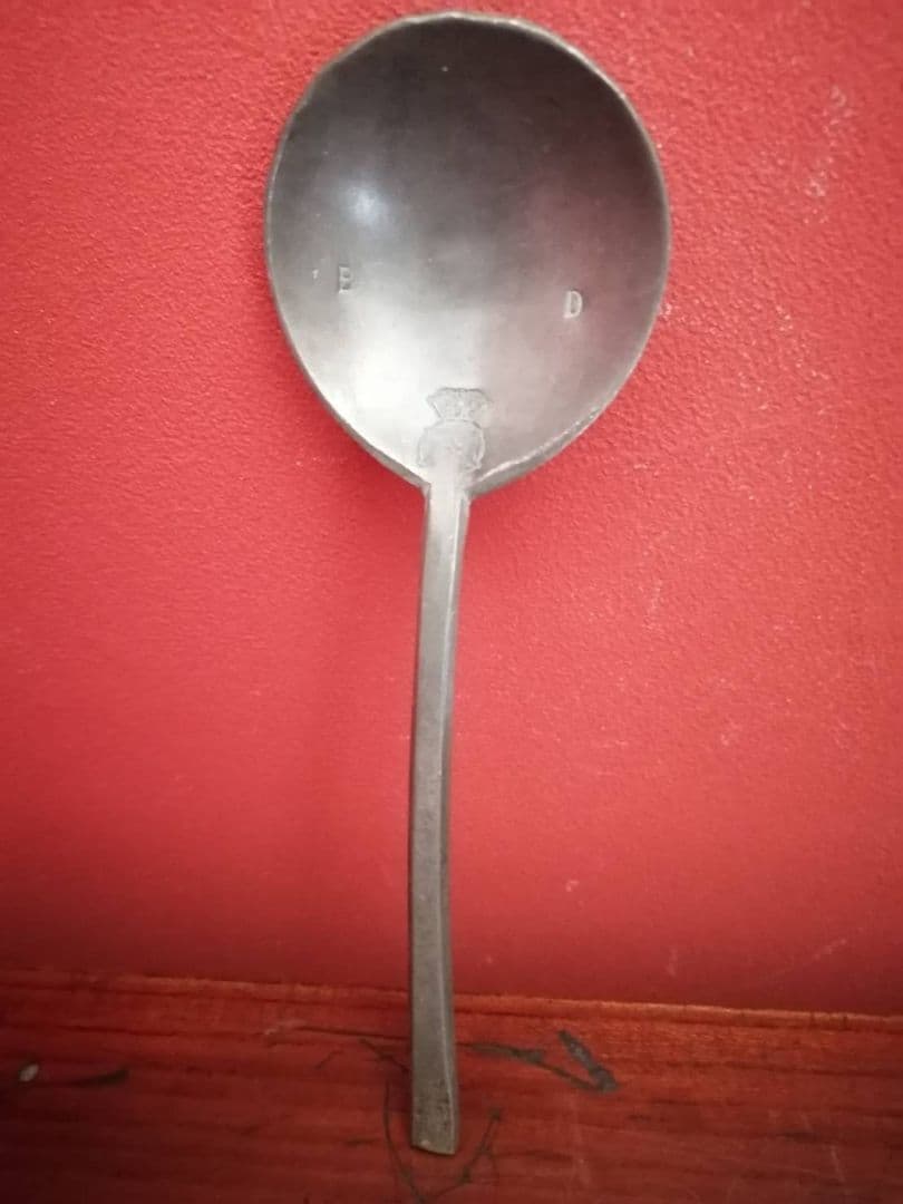 オランダ　ピュータースプーン2点（17世紀、18世紀）