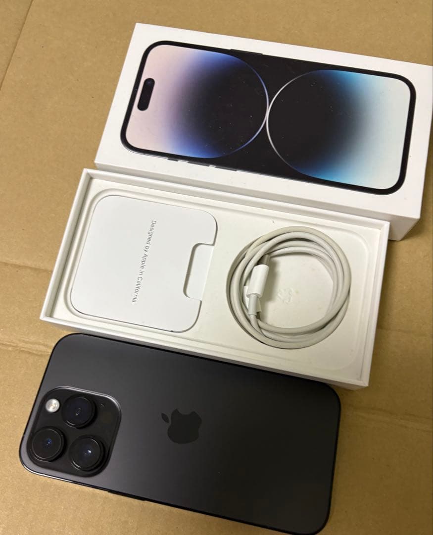 赤*猿様 iPhone14pro 256 新品同様