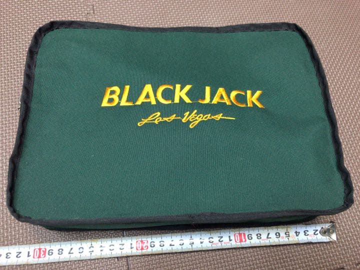 レア物☆カジノトランプの最高峰Bee（ビー）ブラックジャック専用マットとケース付