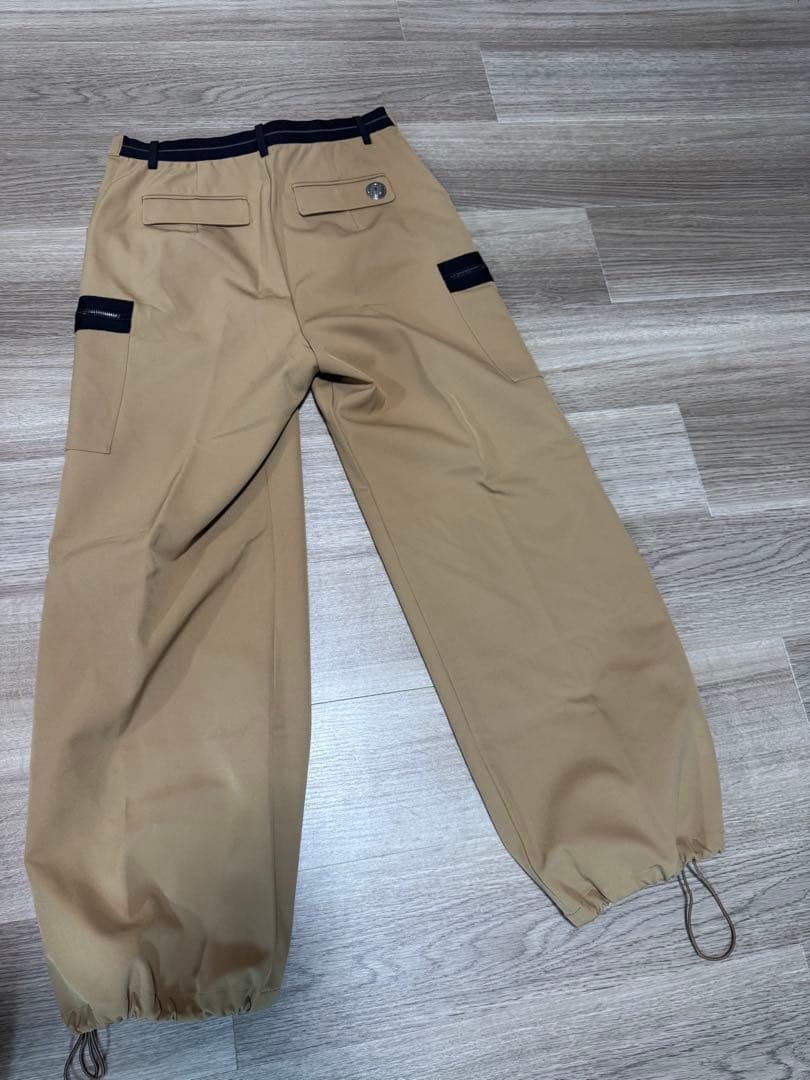 新品　タグ付き　未使用　ランバン　蓄熱　ゴルフ　ベージュ　パンツ サイズ40