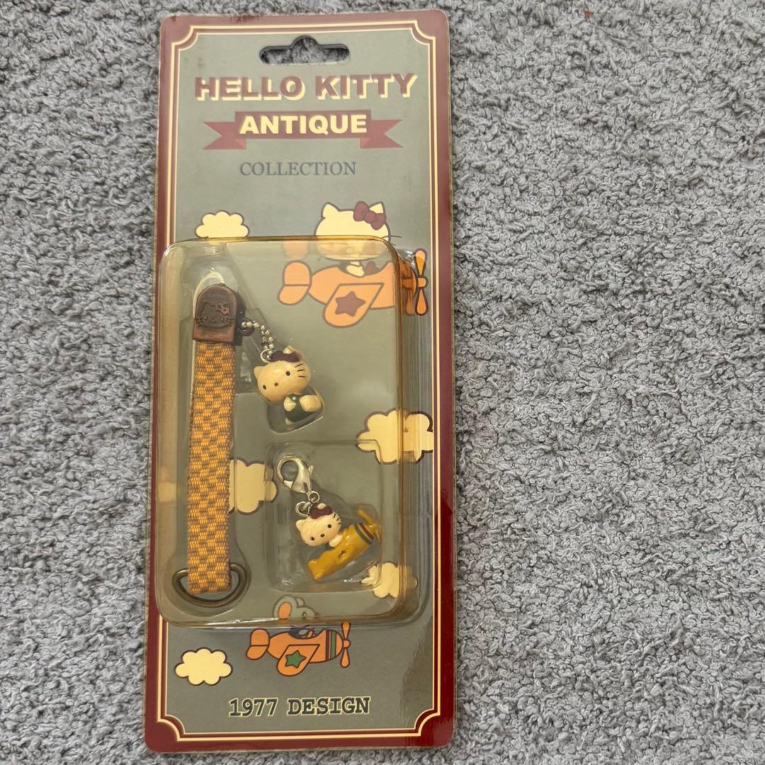 【ハローキティ】5点set アンティークコレクション ストラップ