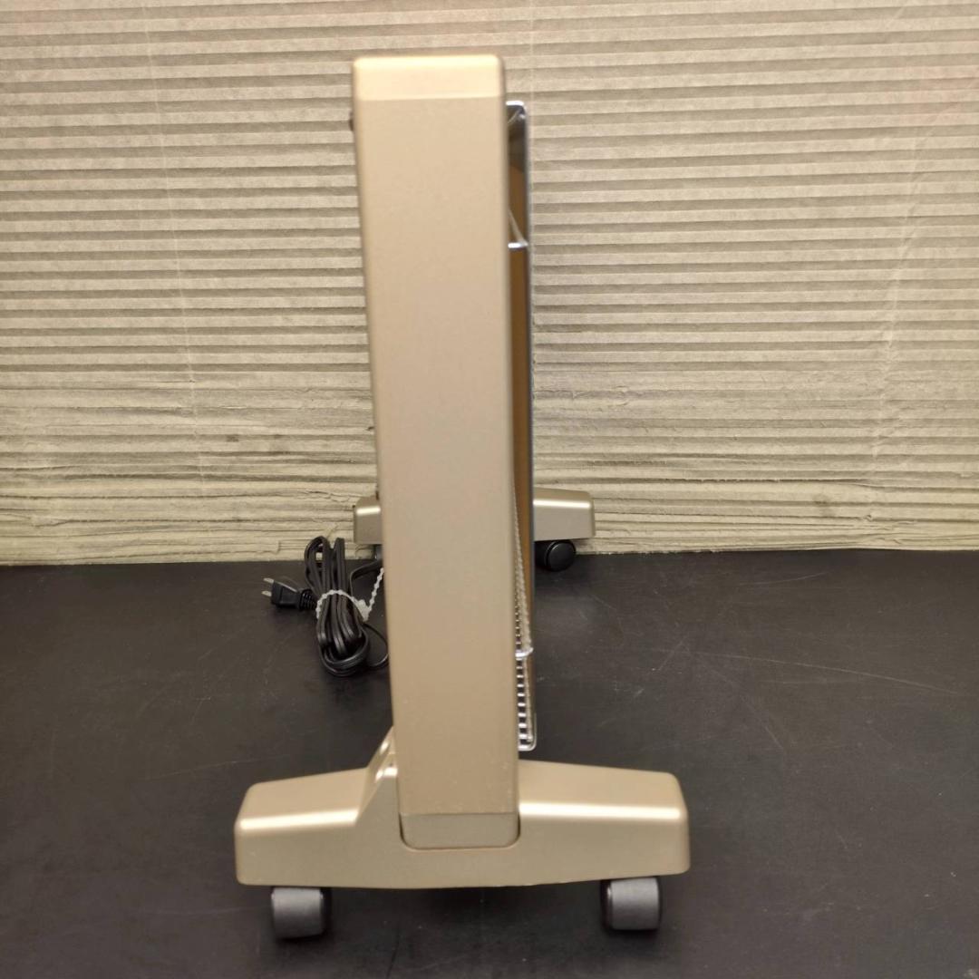 ☆美品　サンルミエ 遠赤外線パネルヒーター サンルミエ・キュート E800LS