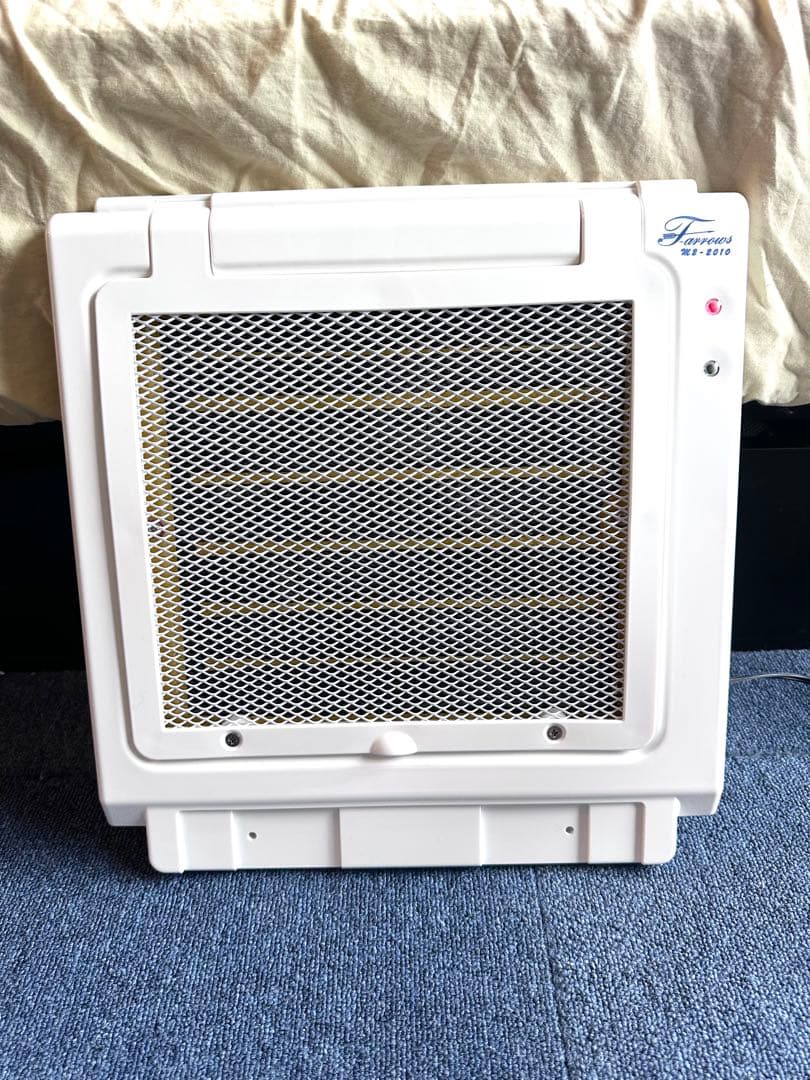 M❤️　【犬猫用】遠赤外線マイカヒーター（ホルダー付き）