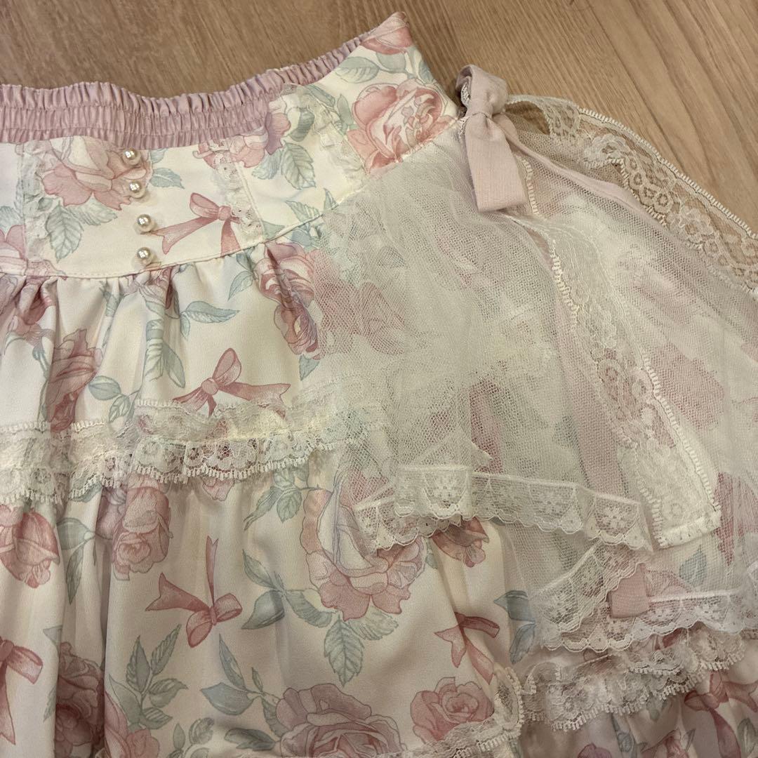 い*り様 新品未使用タグ付き　メルフィーメモリー スカート　M