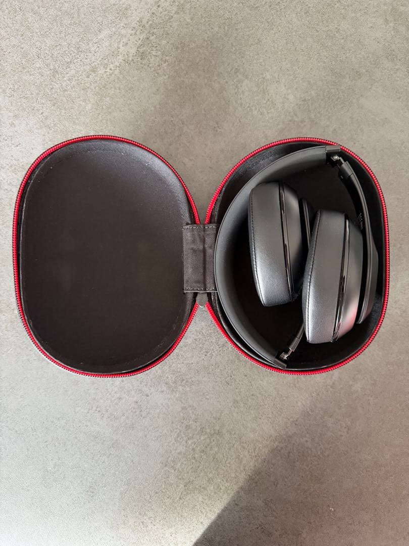 beats studio wireless ブラック