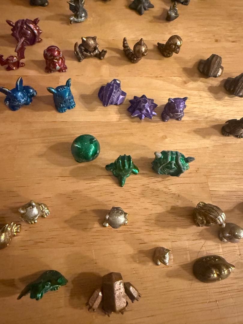 ゲームキャラクター 金属製フィギュアセット 約40体