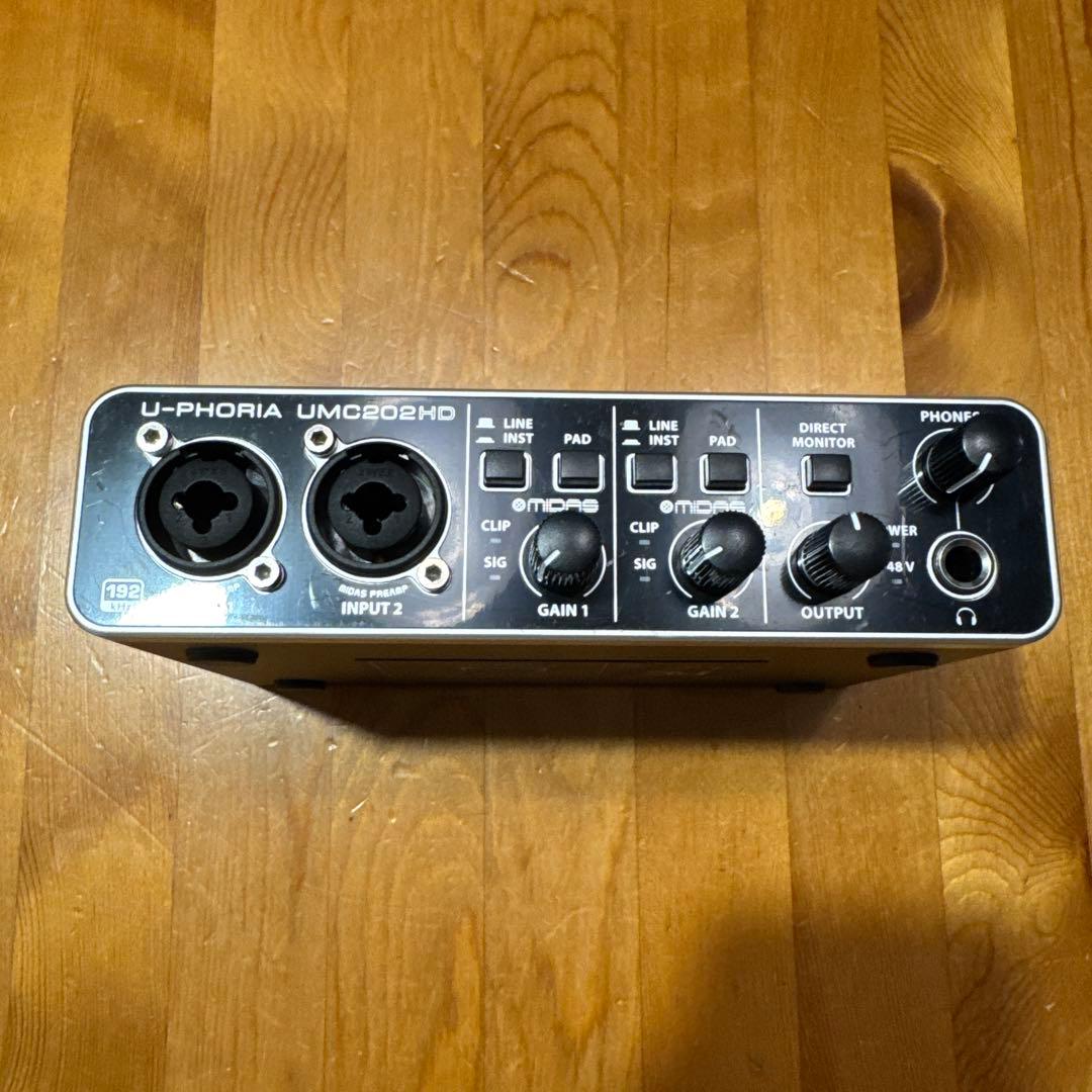 Behringer UMC202HD オーディオインターフェイス