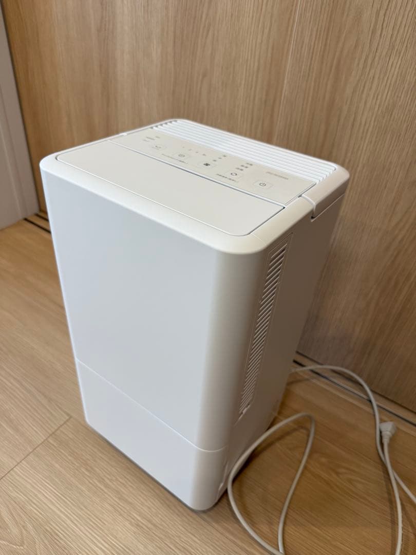 コンパクトクーラー ICA-0302G-W ホワイト