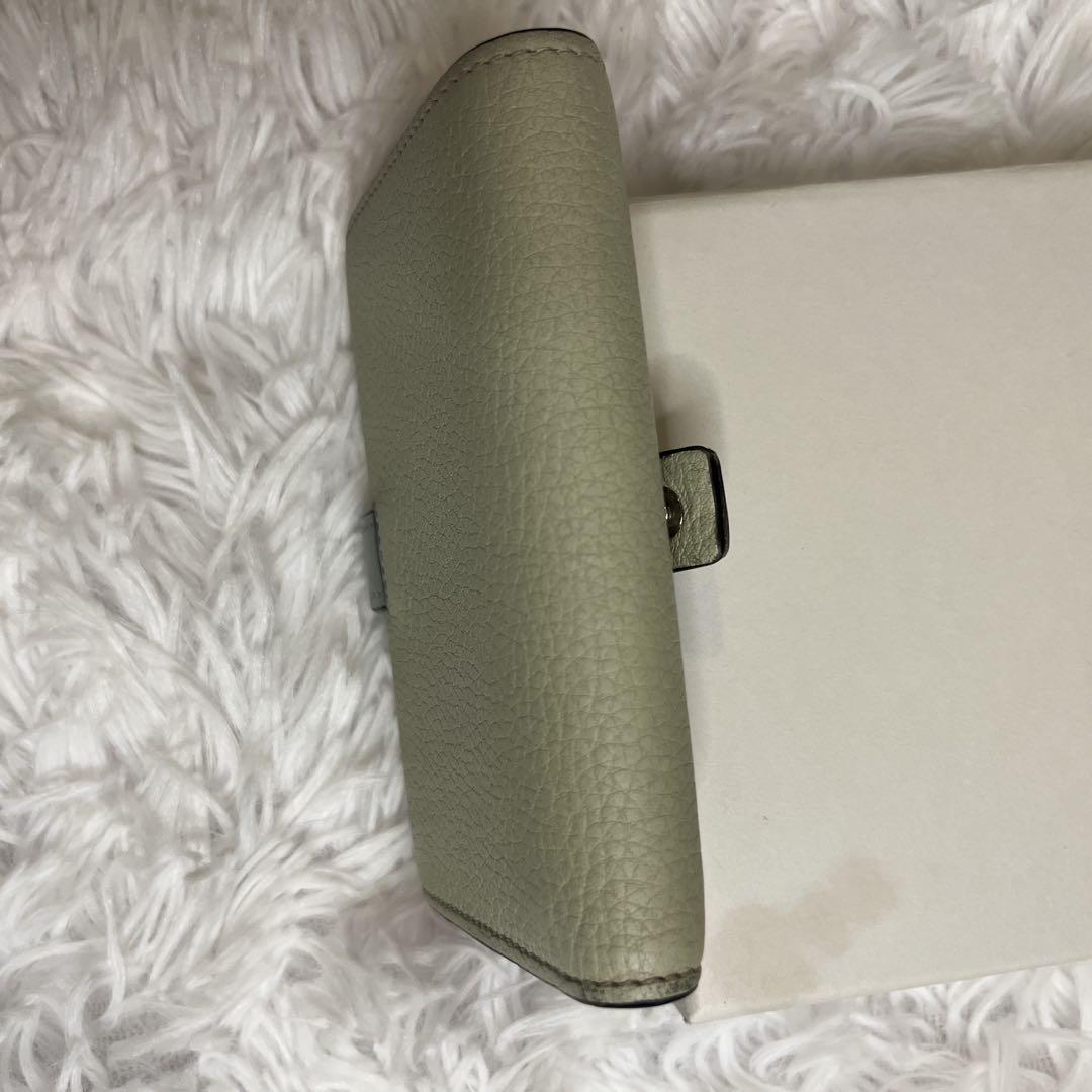 LOEWE ロエベ　バーティカルウォレット　三つ折り財布　アナグラム　グリーン