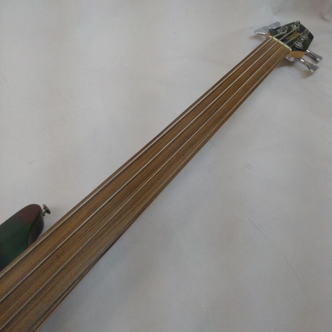 vintage フレットレス エレキベース　迷彩