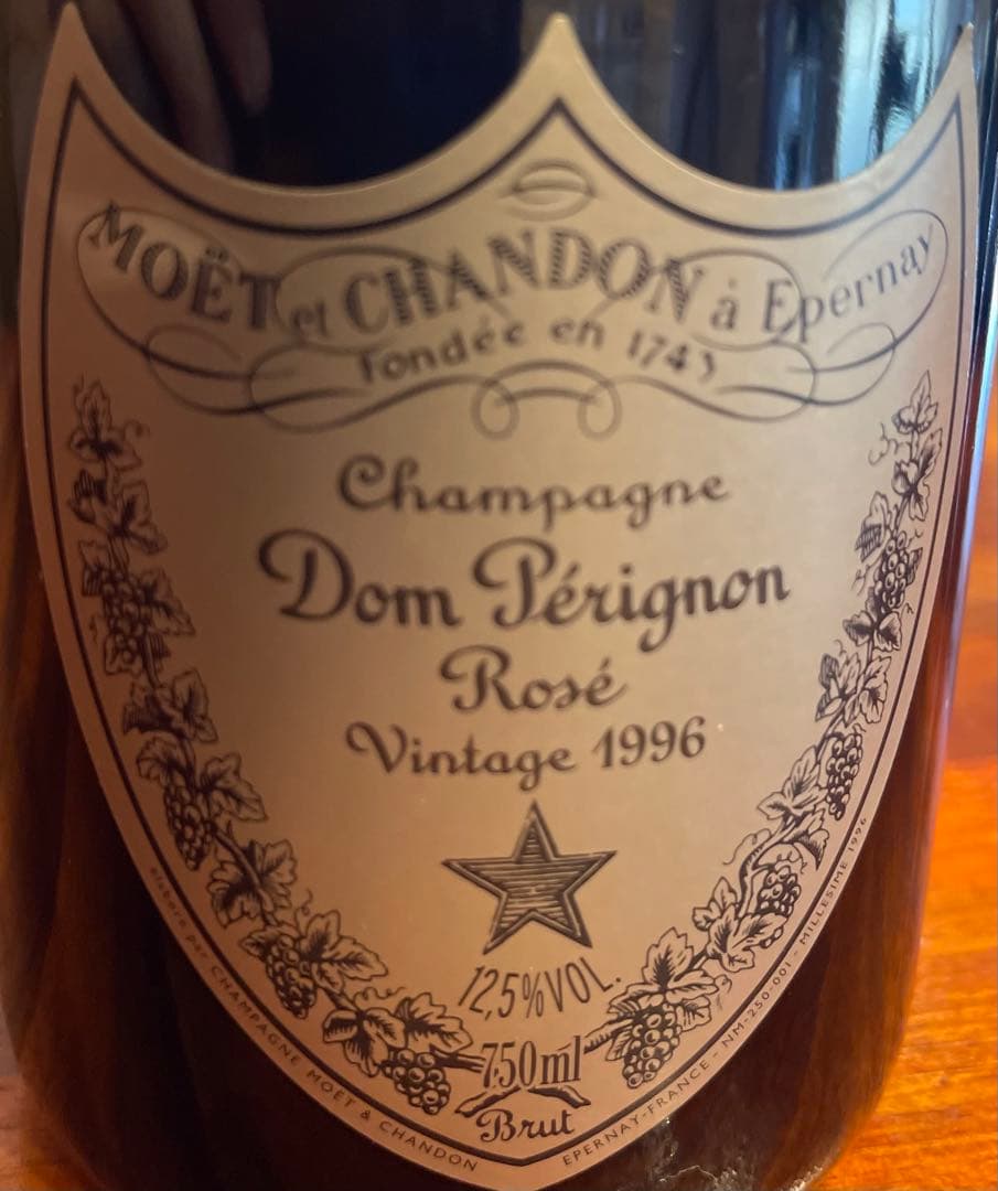 Moët & Chandon Dom Pérignon。Cold さん専用