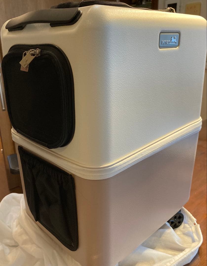 ⭐︎新品未使用箱無し⭐︎ペットキャリー　PETiCOぺチコMサイズ