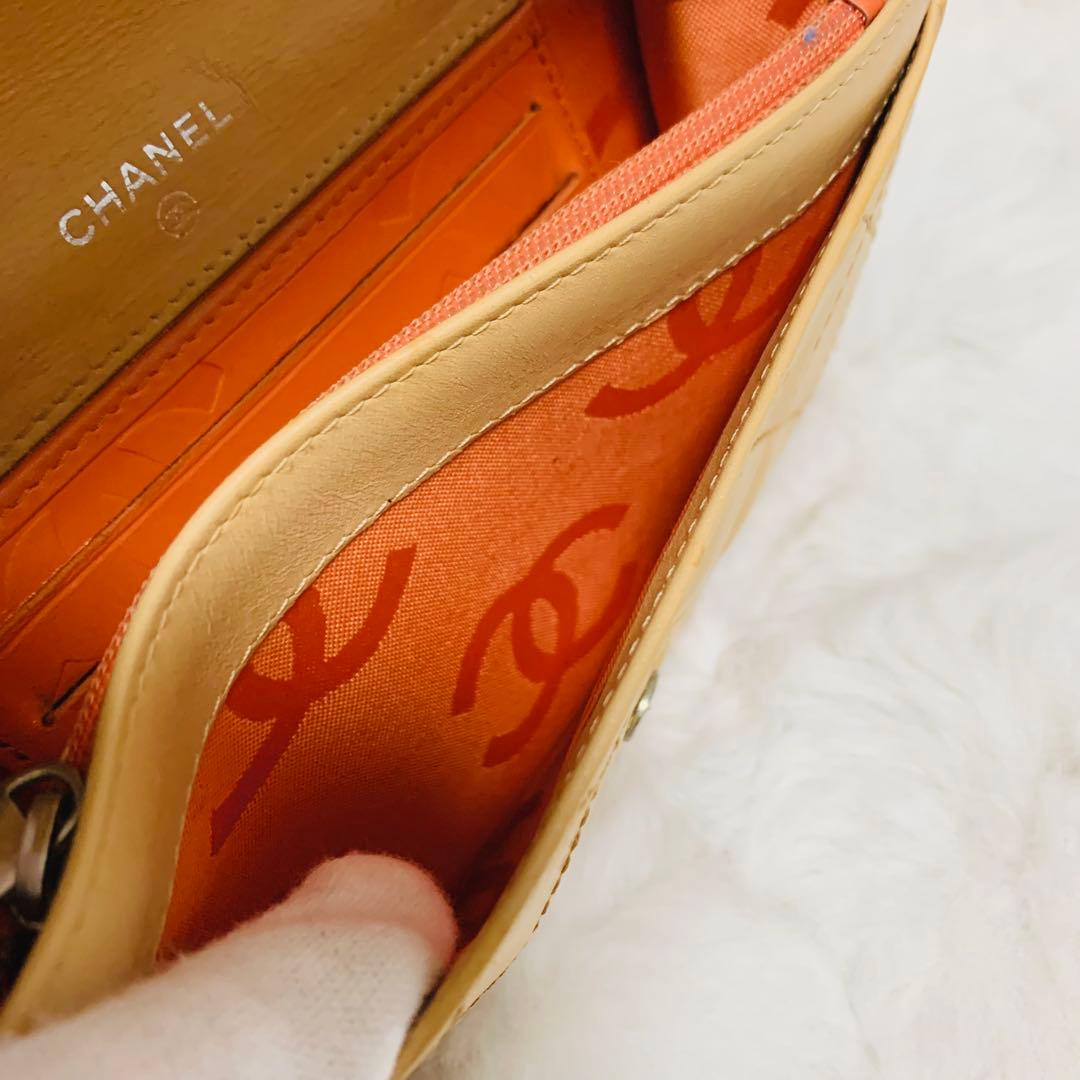 ななシャネル カンボンライン ミニ財布 ラムスキン ベージュ