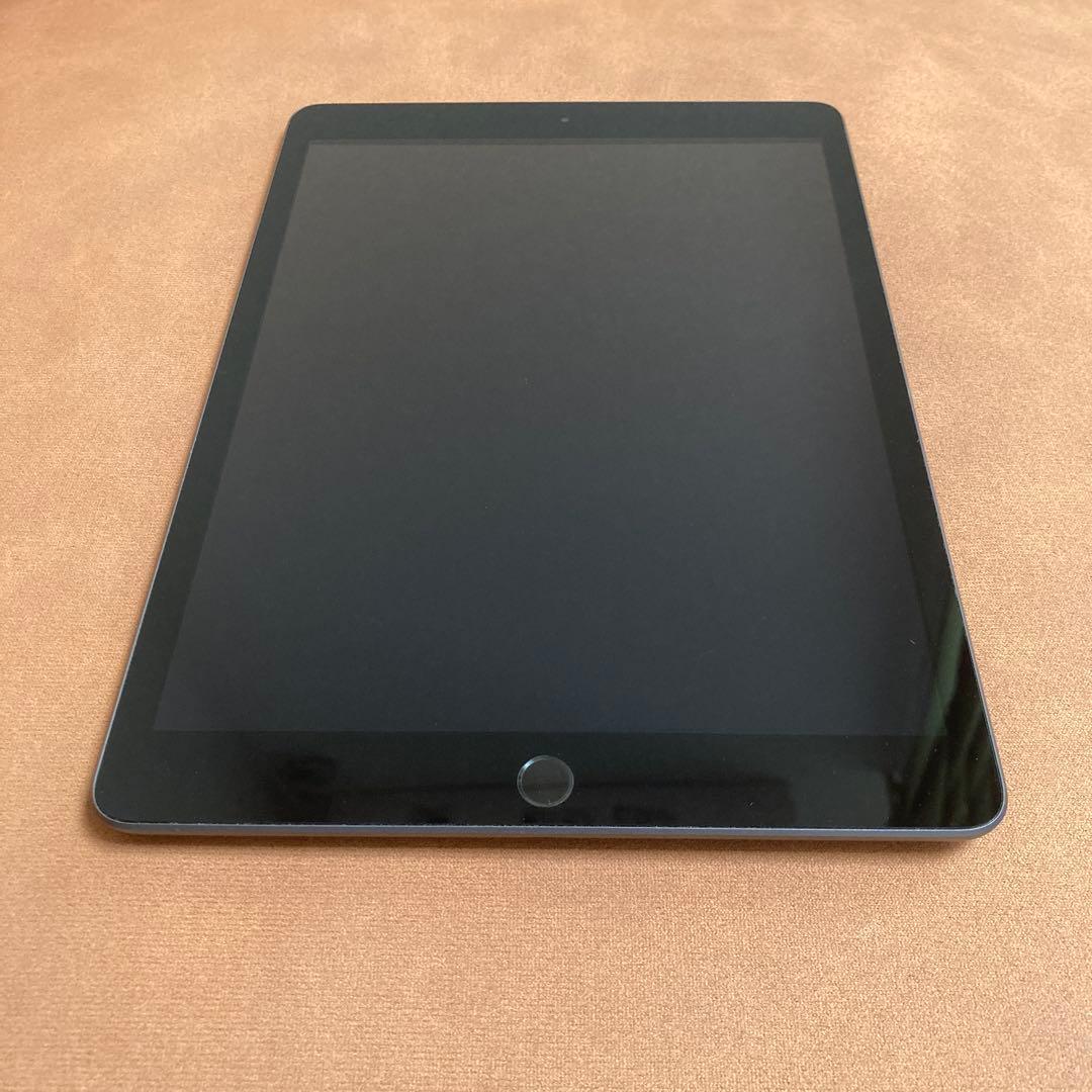 1165 電池ほぼ新品☆比較的美品☆iPad7第7世代32GB WIFIモデル☆