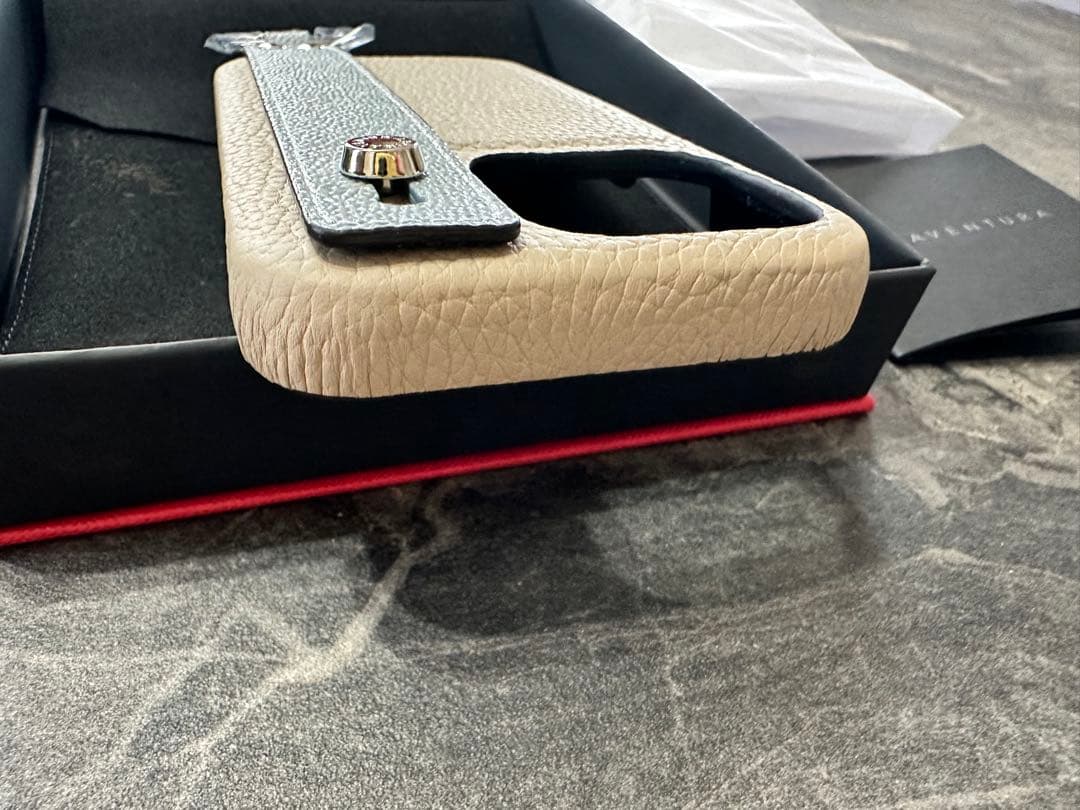 新品 iPhone14pro ボナベンチュラ