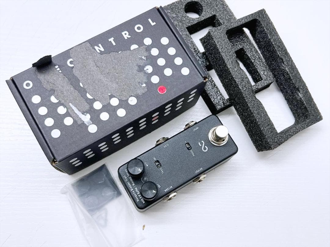 動作品　美品　One Control　ワンコントロール ブレンダ　エフェクター