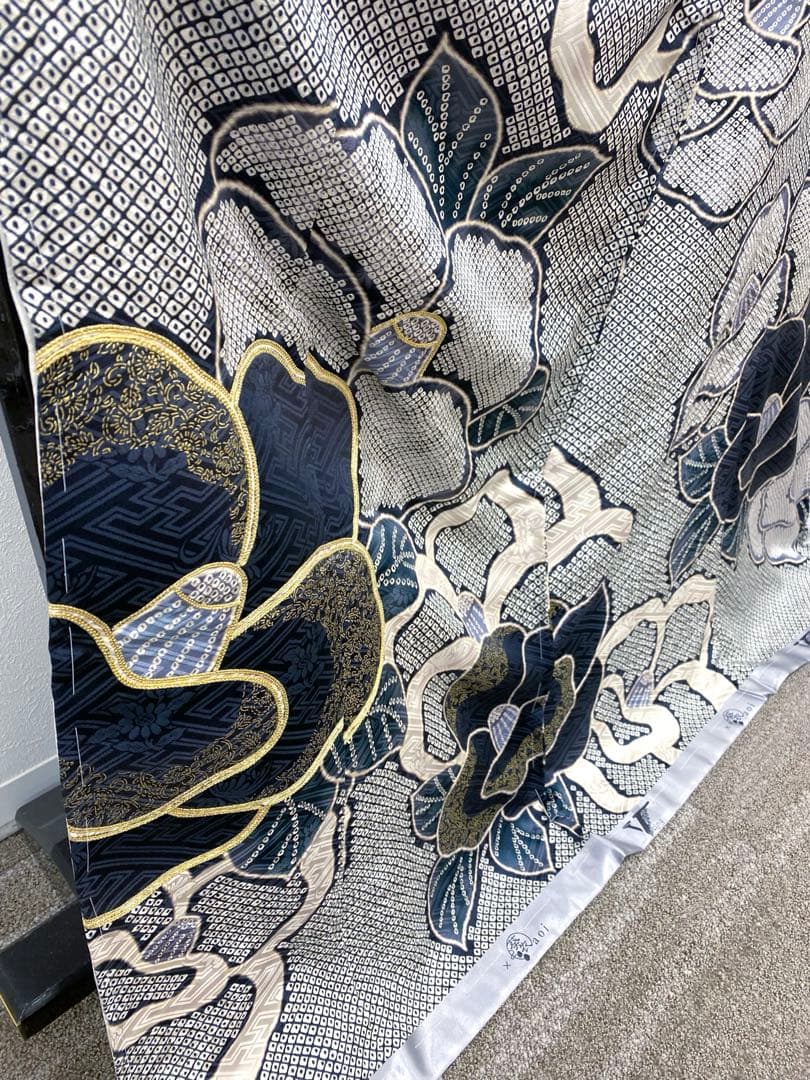 コラボ振袖 葵衣×V サンク 仮絵羽 正絹 金駒 金彩 未仕立て品 八掛付