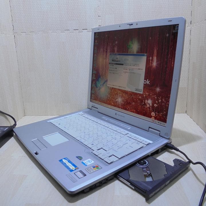 東芝　dynabook　15ノートPC　Windows98／XP　デュアルブート