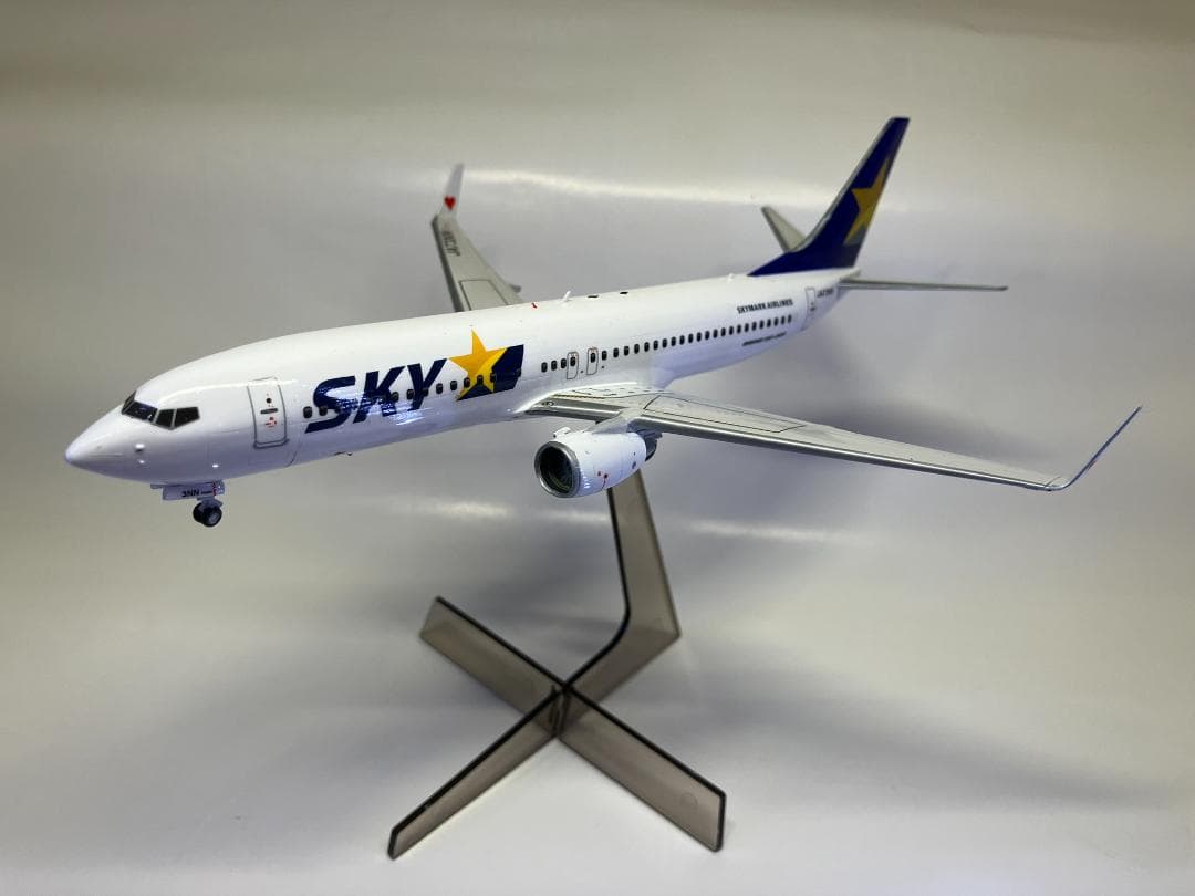スカイマークボーイング737-800　1/200スケールプラモデル完成品