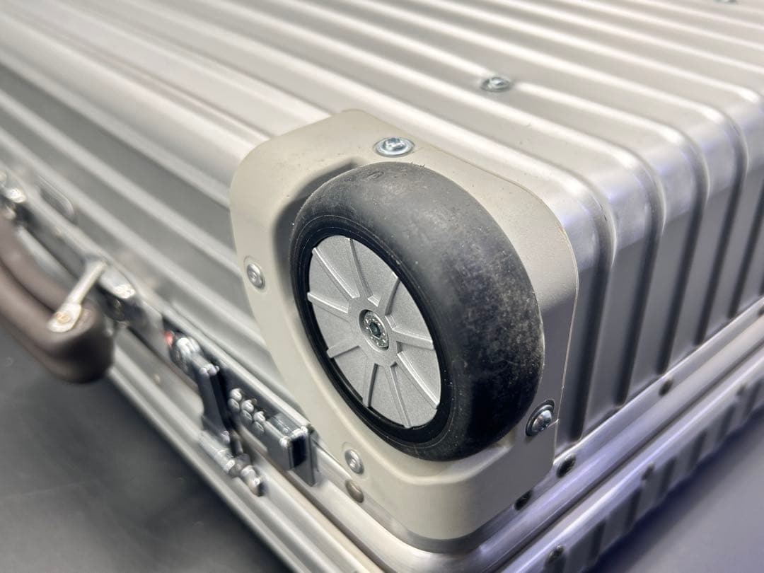 RIMOWAリモワCLASSIC FLIGHT35L 型番97052002鍵なし