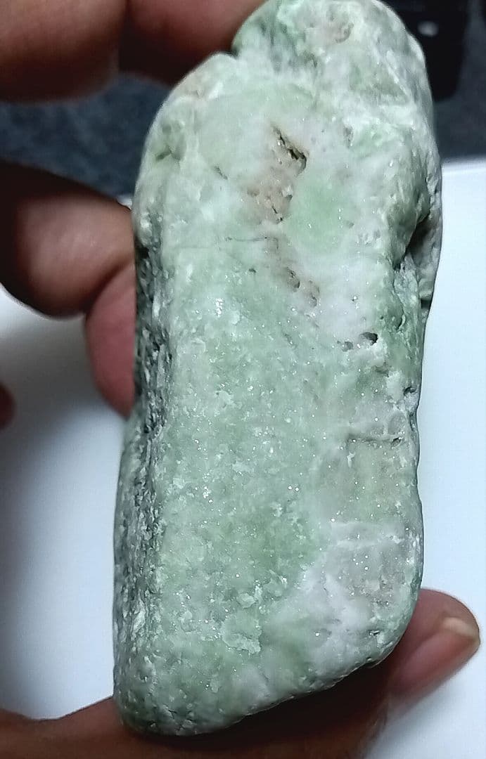 ★翡翠原石★糸魚川硬玉【青海川・転石ウブ・クラスター翡翠299ｇ】