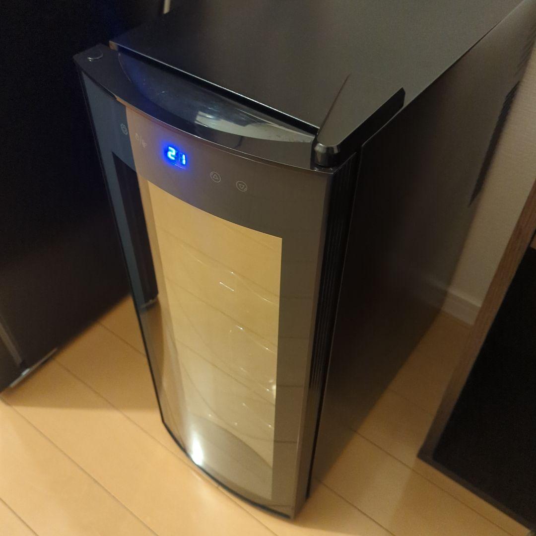 WIE 電子ミニワインクーラー 32L WIWCTE12BFGADX