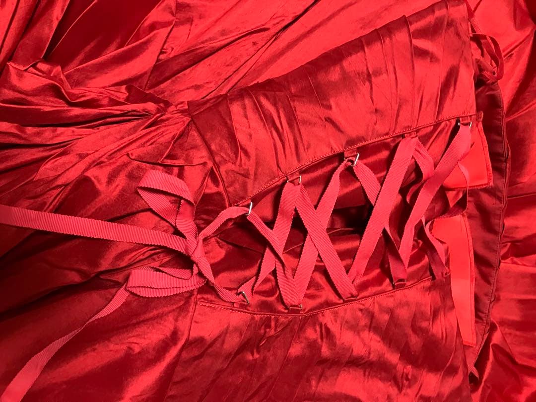 コサージュ付き真紅ロングドレス AIMER