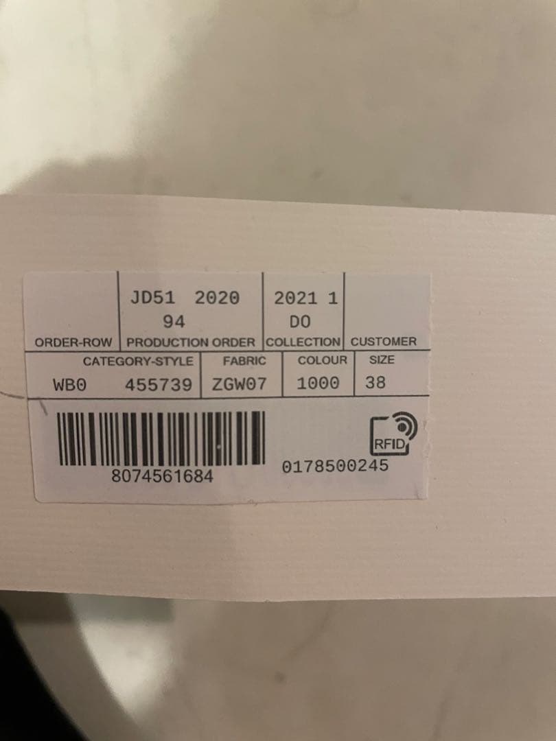 美品GUCCI ブラック チェスターコート