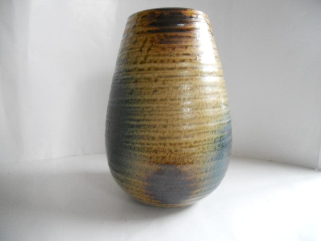 伊羅保焼　寺田美山 作 豊窯 伊羅保釉 彩地 花瓶 ヴィンテージ 花器 花入