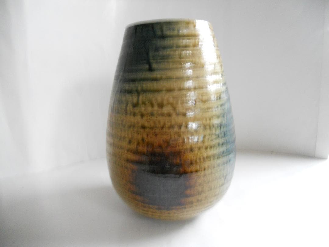 伊羅保焼　寺田美山 作 豊窯 伊羅保釉 彩地 花瓶 ヴィンテージ 花器 花入