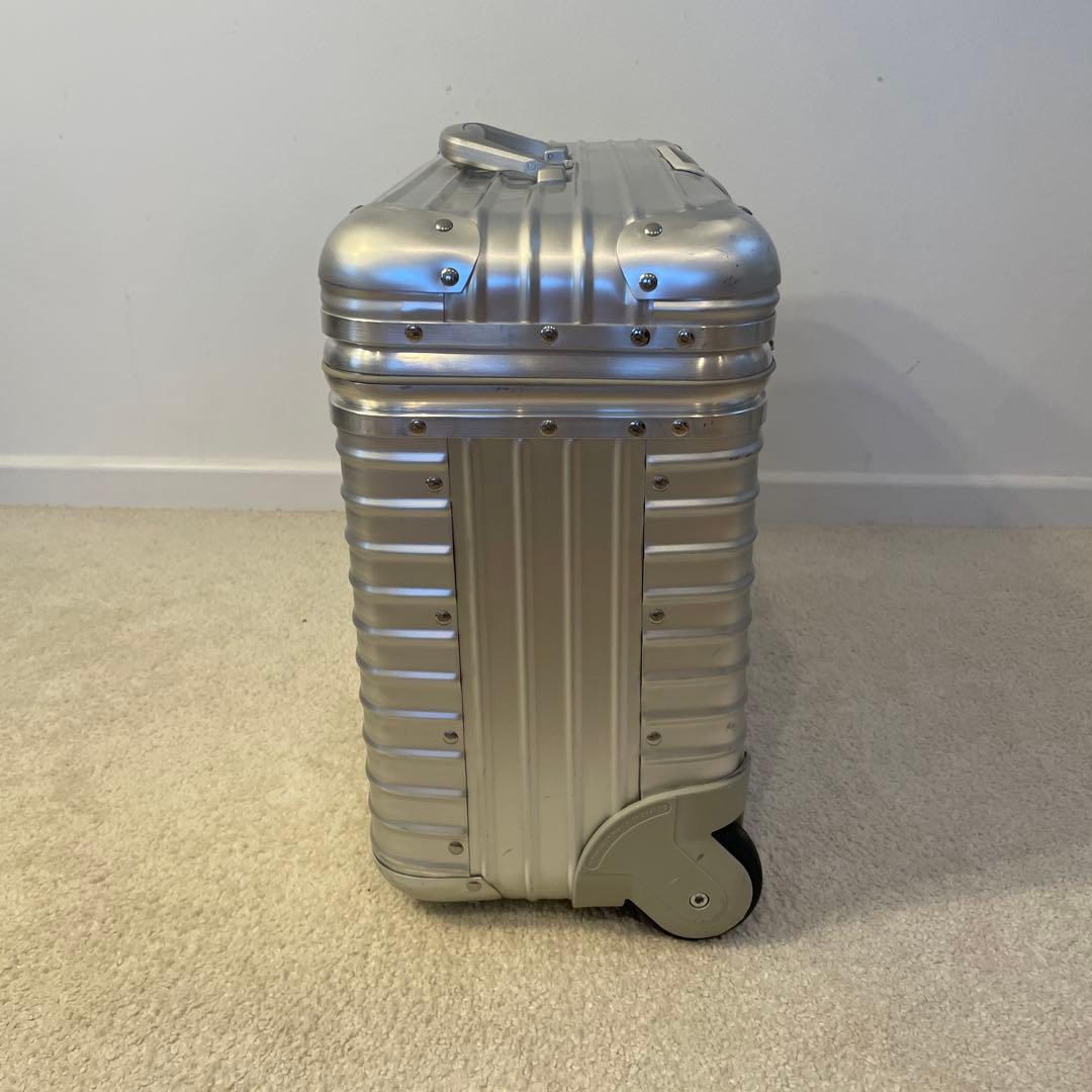 美品 RIMOWA × Vodafone Topas PILOT 2輪 アルミ