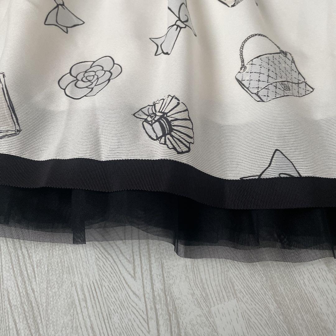 総柄フレアスカート