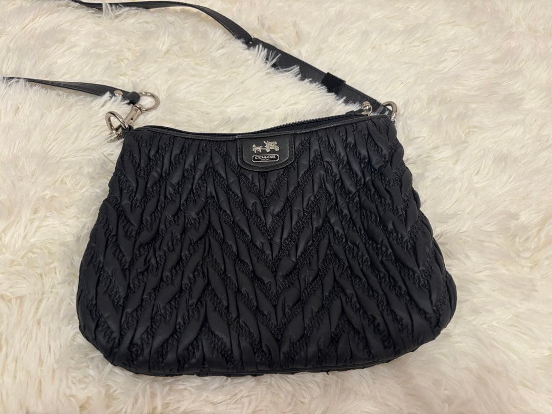 【美品】コーチ ショルダーバッグ クロスボディ 70周年 斜め掛け COACH