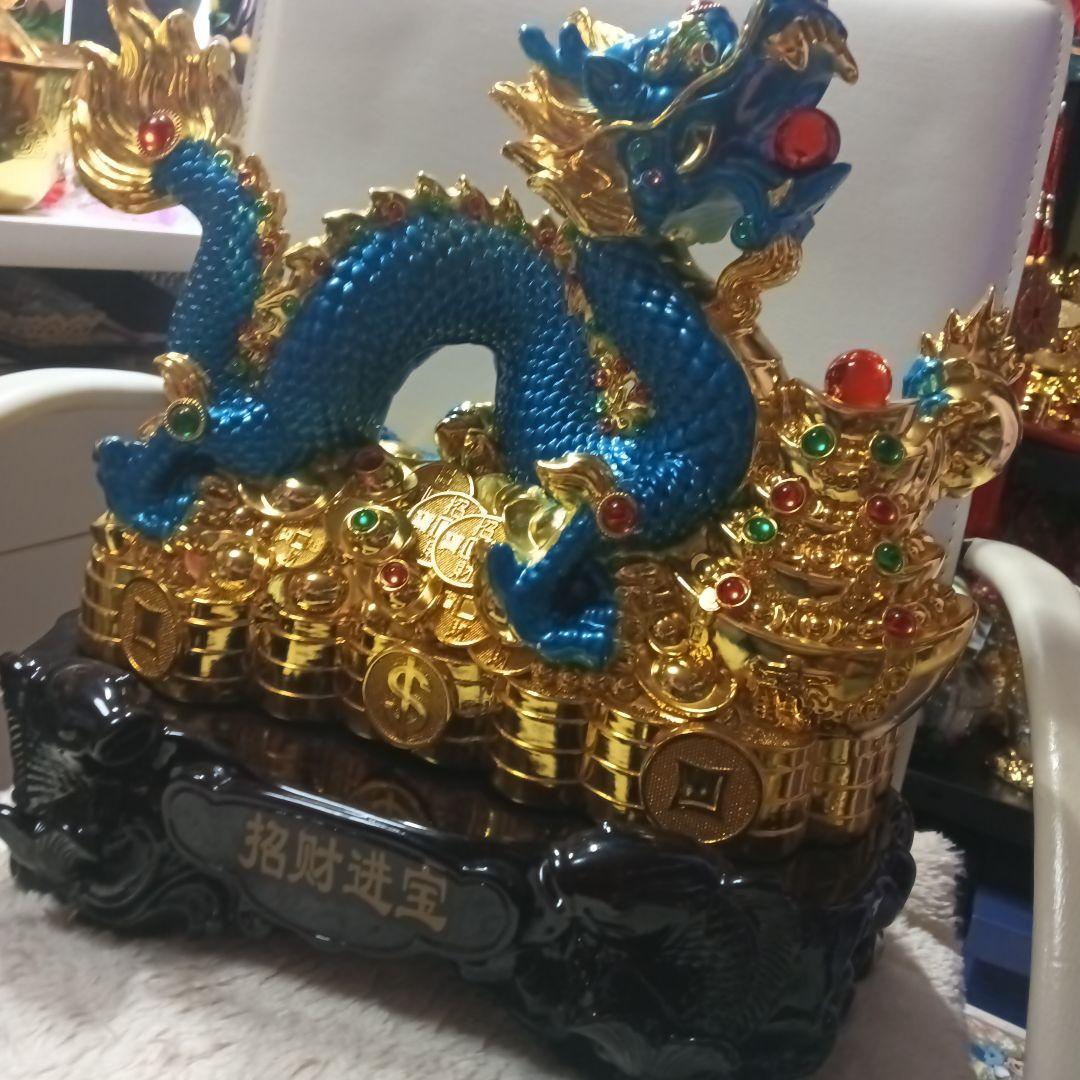 中国工芸品　青色と金色の青龍　ダンシングドラゴン　風水アイテム　富と繁栄の象徴