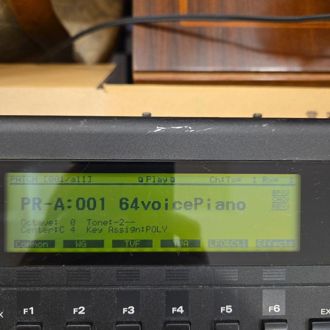 値下げ！【希少】Roland XP-80 76鍵 シンセサイザー ジャンク