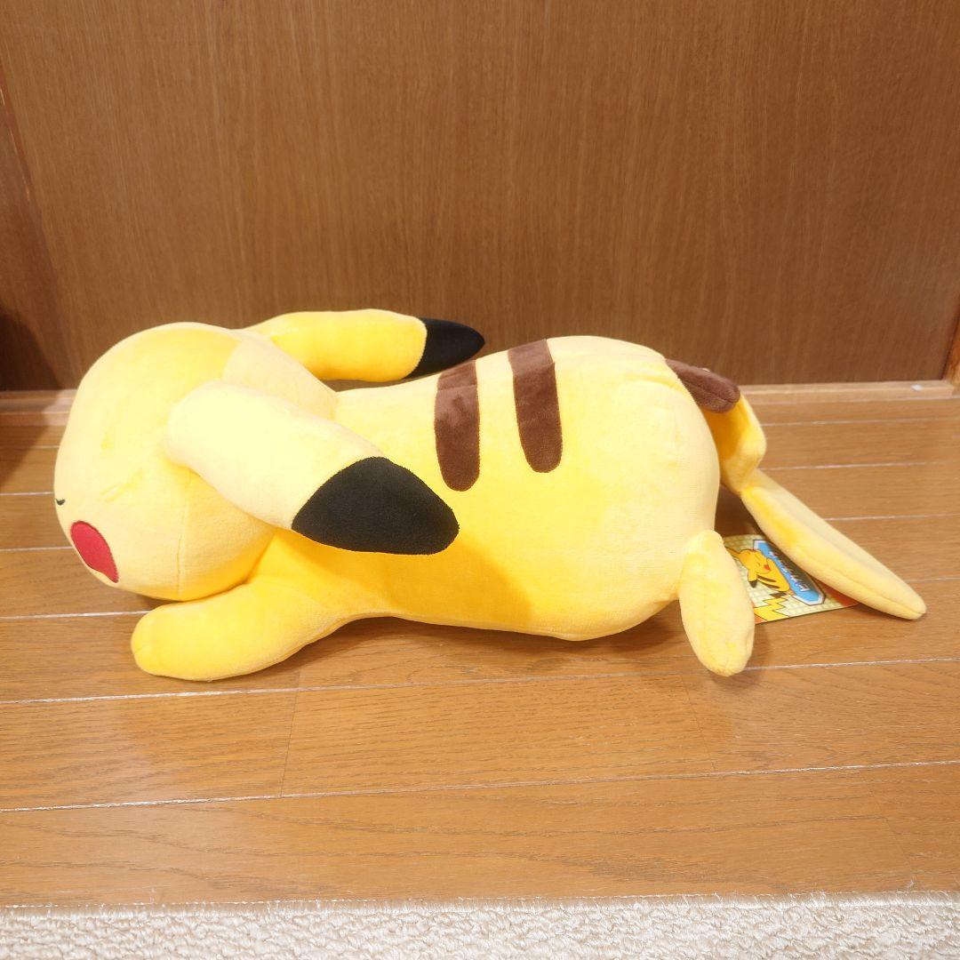 【美品】ポケモンセンター すやすやピカチュウ BIG 2015 ぬいぐるみ