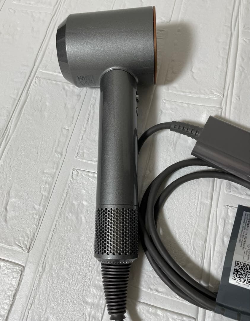 ダイソン HD08 ヘアドライヤー 【未使用に近い】