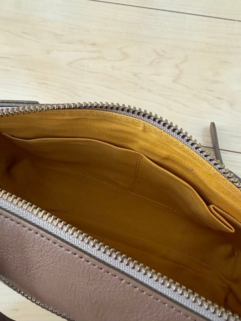 Dakota ダコタショルダーバッグ　オーク