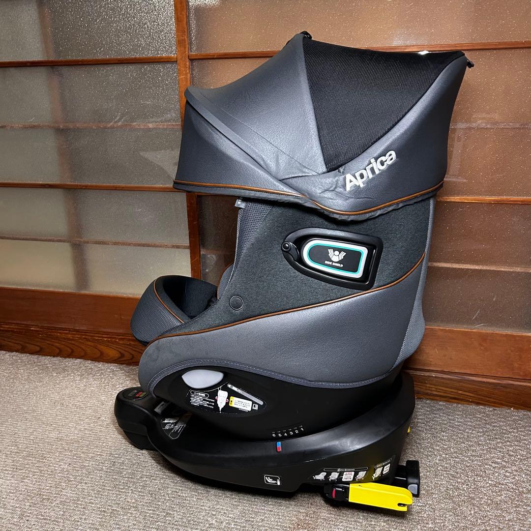 【未使用級✨美品】アップリカ クルリラ ビッテ チャイルドシート ISOFIX