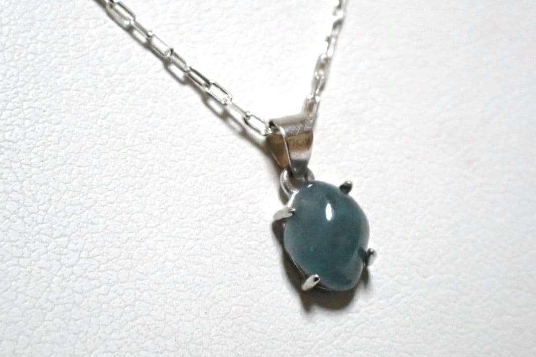 糸魚川翡翠　翡翠　入コン沢　青　ペントップ　sv925　送料無料