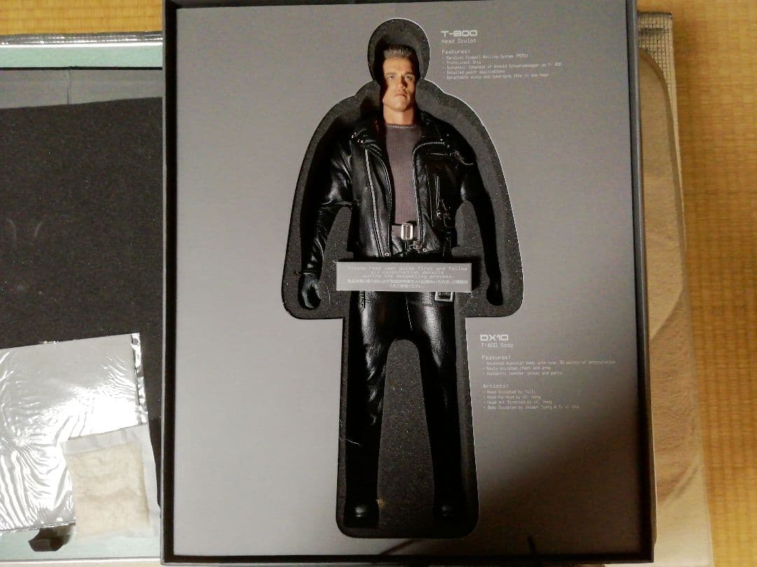 HOTTOYS　ホットトイズ製 1/6 ターミネーター2 T-800DX版