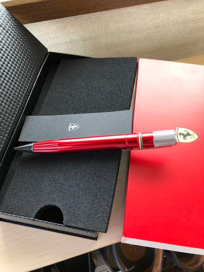 フェラーリ　プロデュース希少❗️未開封フェラーリ社純正　ボール　シャープペン