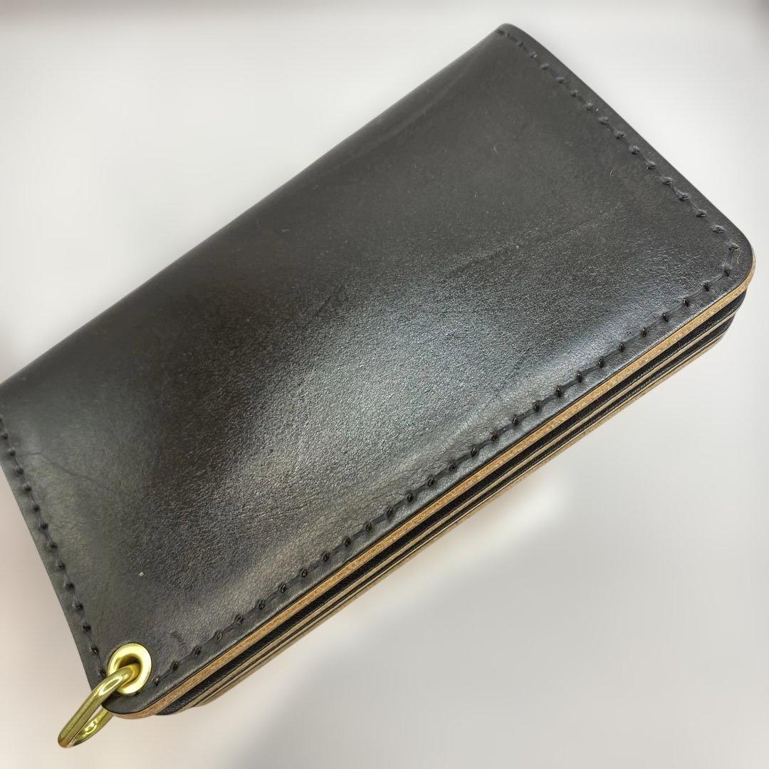 【無骨×上質】3層 丘染めブラック／ミドルトラッカーウォレットMTW