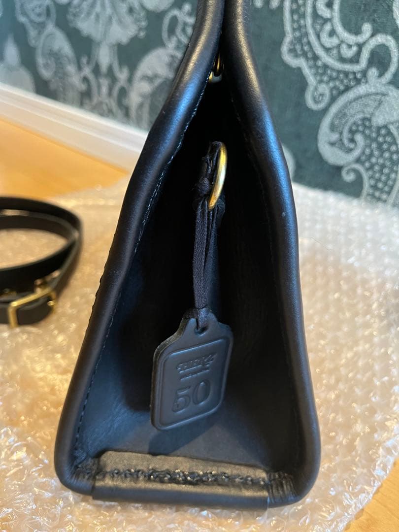 マジックペン※プロフィール必読願います様 ヘルツ HERZ アーチハンドバッグ