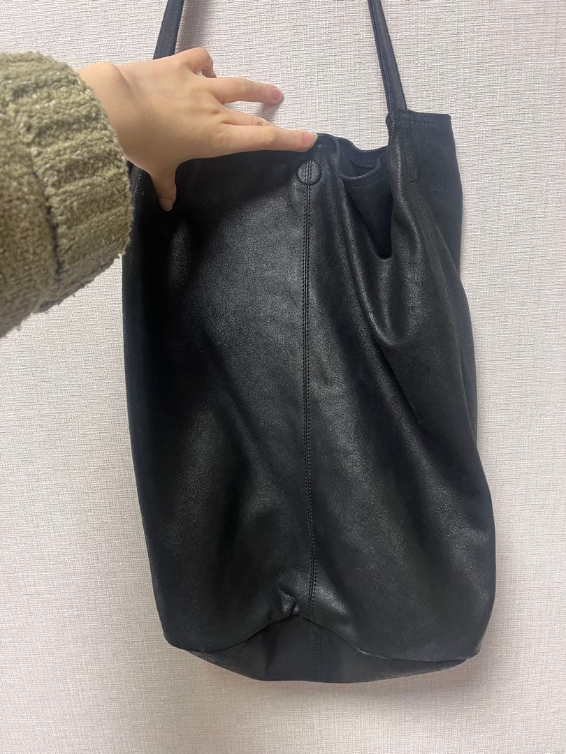 Morphee CYLINDER Bag L ブラックショルダーバッグ
