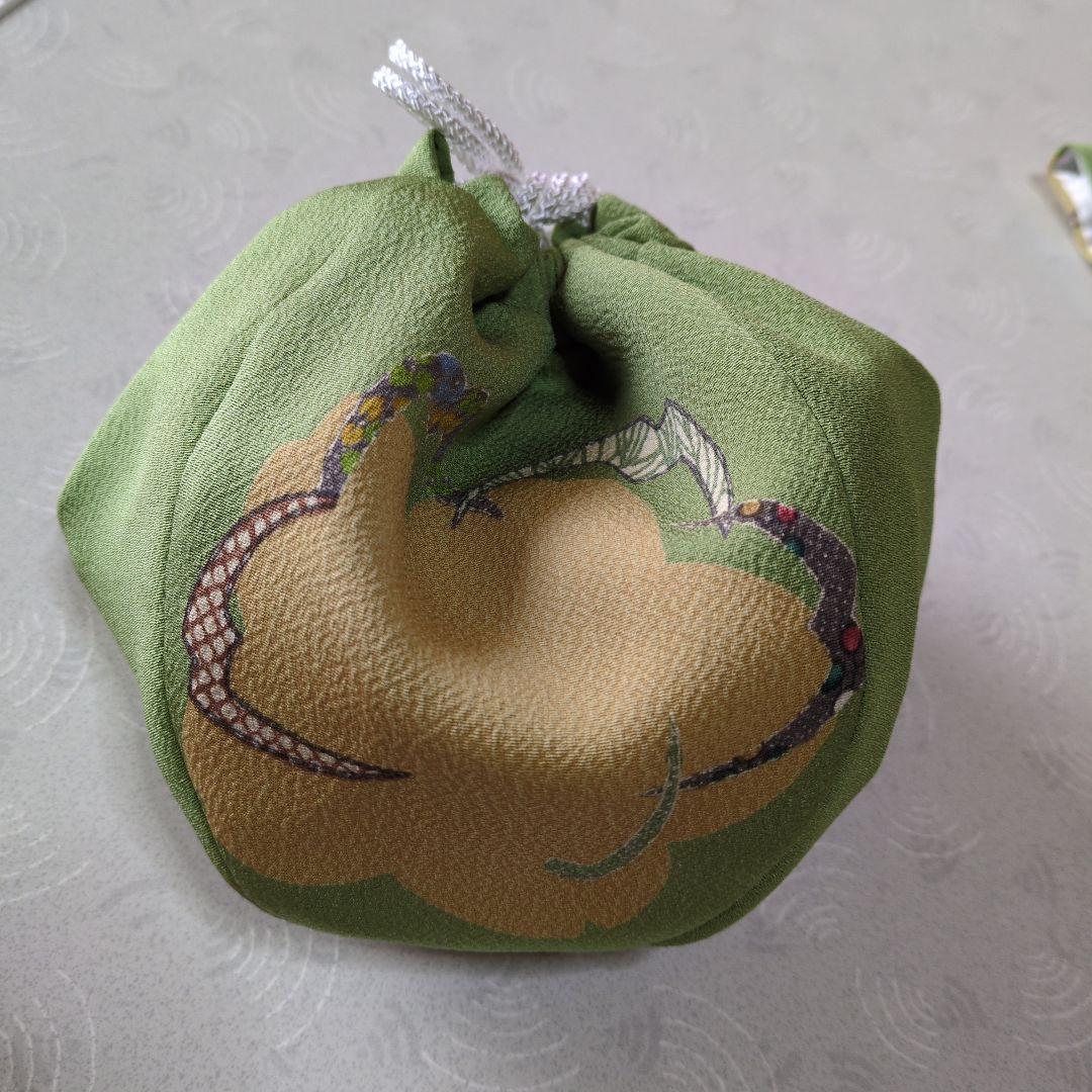 七五三３歳正絹縮緬手縫いの被布と巾着（中綿無し）