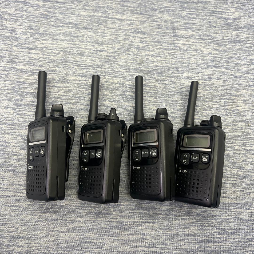 ICOM トランシーバー 4台 ヘッドセット　ハードケース付