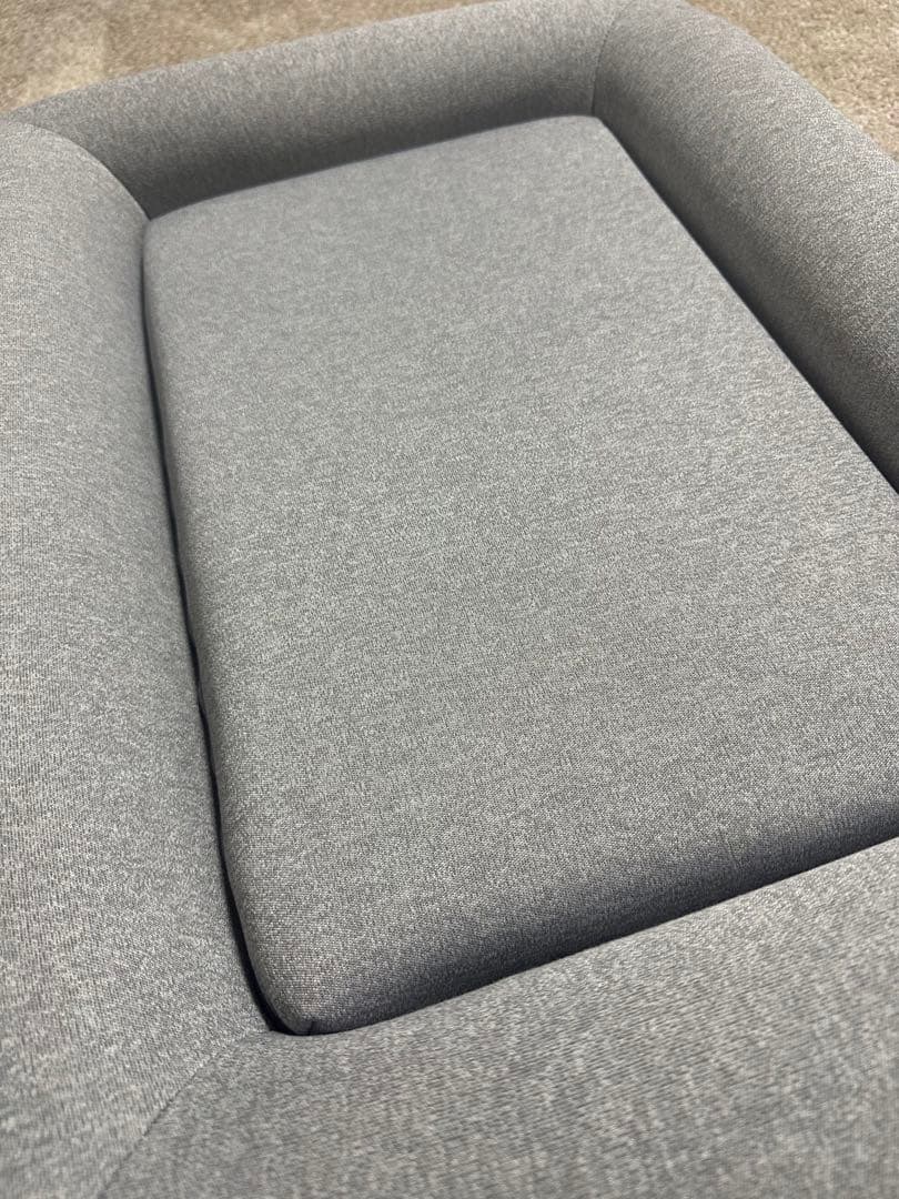 【ほぼ未使用美品】gugu ドギースリープペットベッド Ｓ　グレー　小型犬