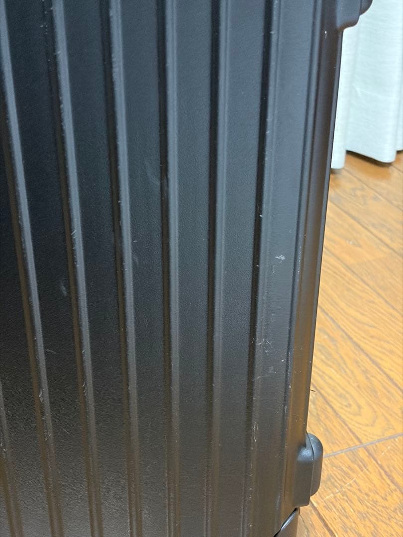 リモワ サルサ 35L 2輪 スーツケース ブラック