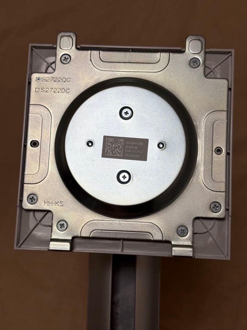 デル　DELL S2722QC